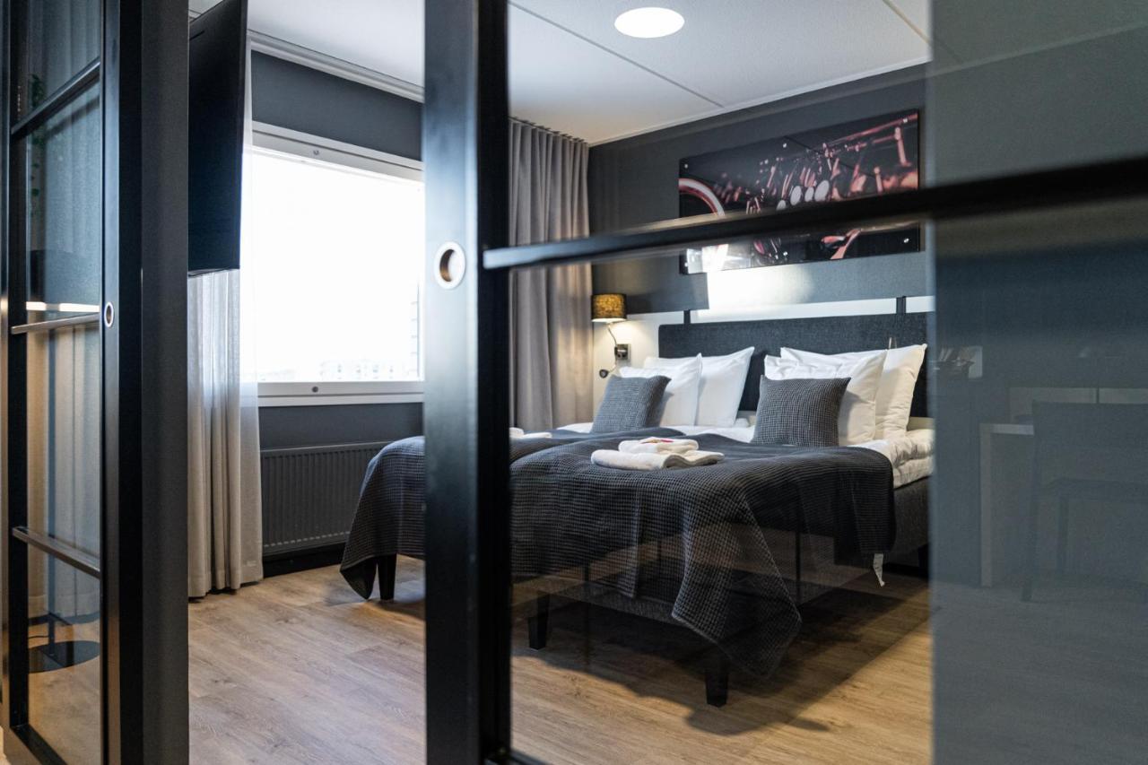 Hotelli Sointu By Uhanda Järvenpää Buitenkant foto