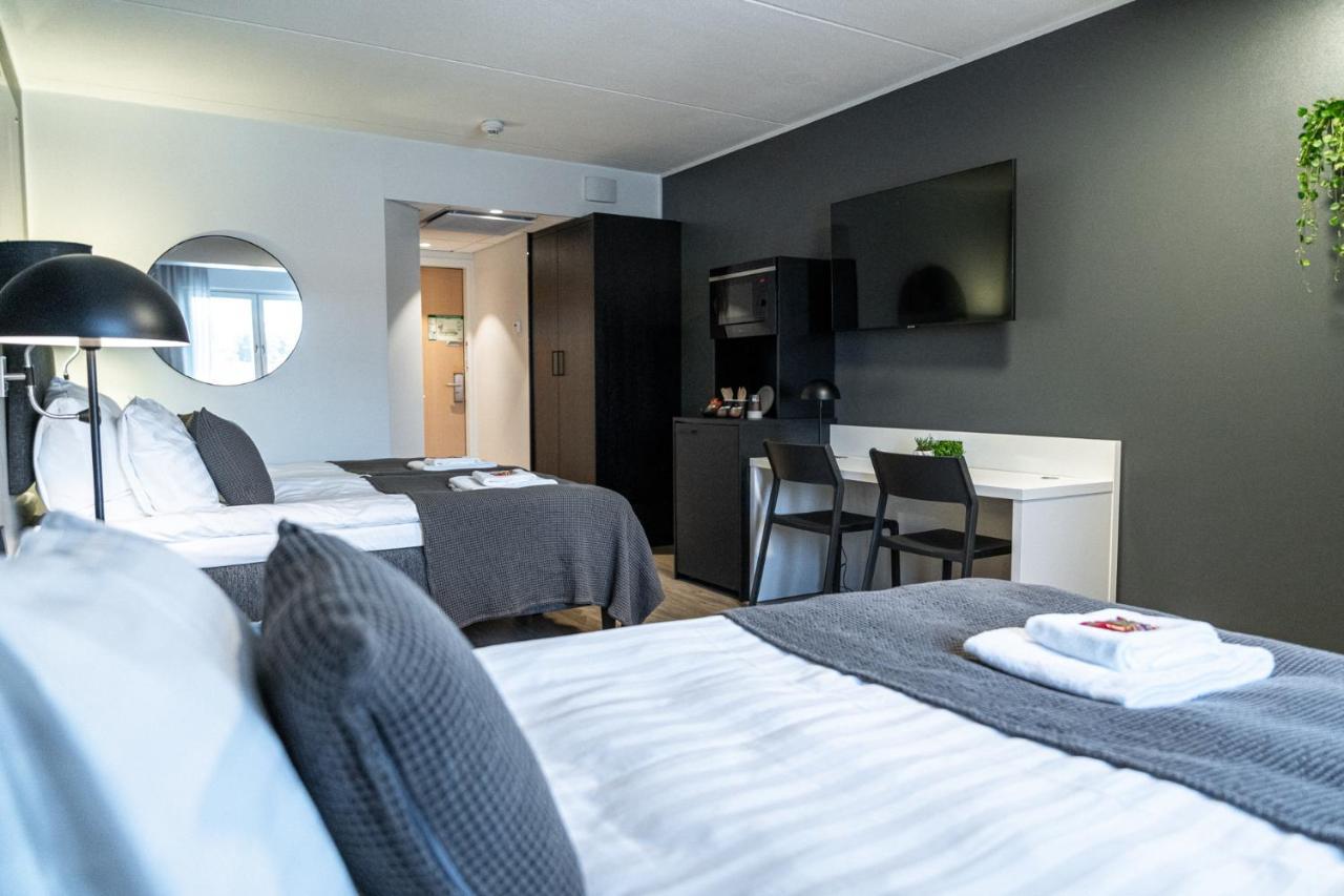 Hotelli Sointu By Uhanda Järvenpää Buitenkant foto
