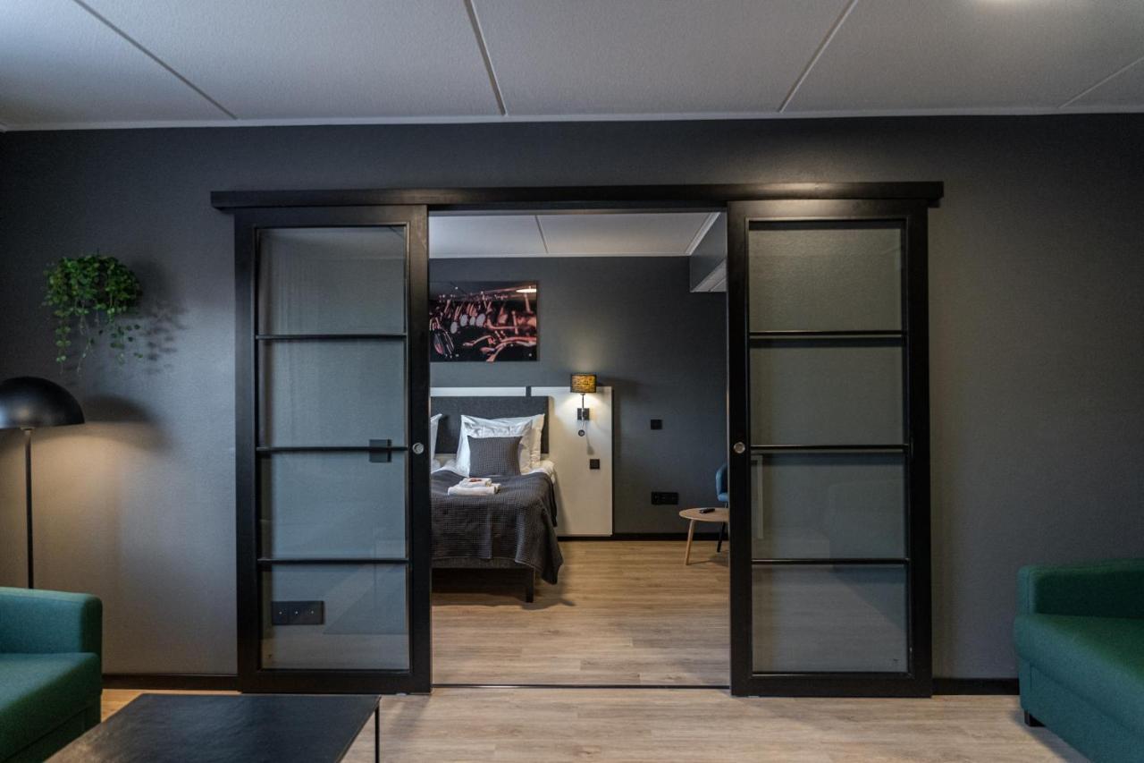 Hotelli Sointu By Uhanda Järvenpää Buitenkant foto